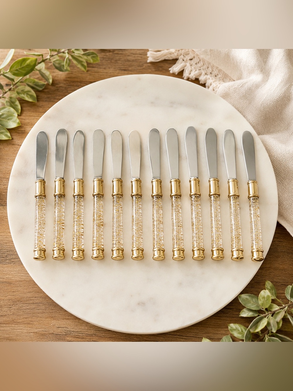 12 Cambridge Silversmiths Gold Glitter Lucite Acrylic Handle Cheese Spreaders